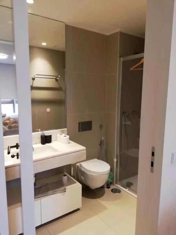 Beautiful Apartment-Campo Pequeno Home Lisbon Bagian luar foto