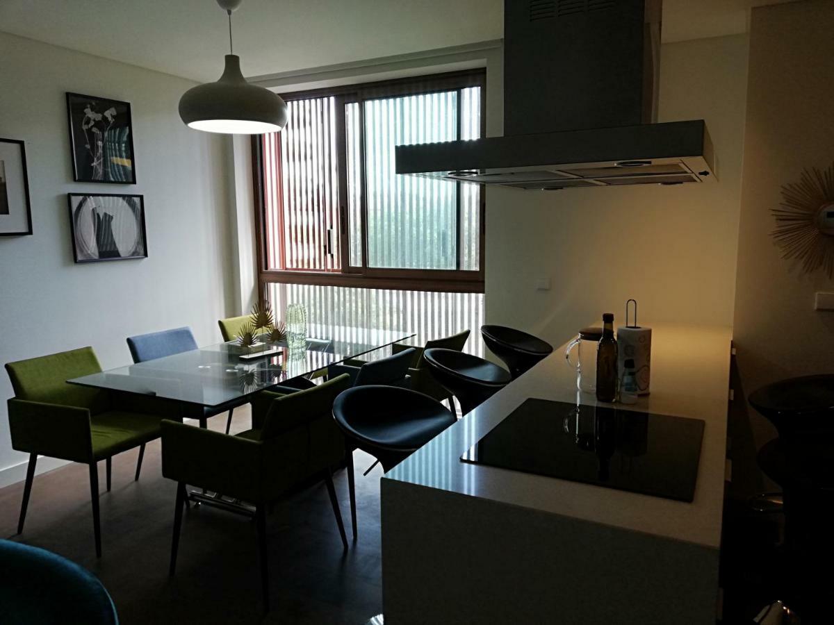 Beautiful Apartment-Campo Pequeno Home Lisbon Bagian luar foto